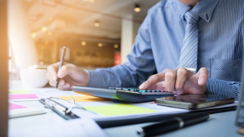 do i have to pay taxes in spain?