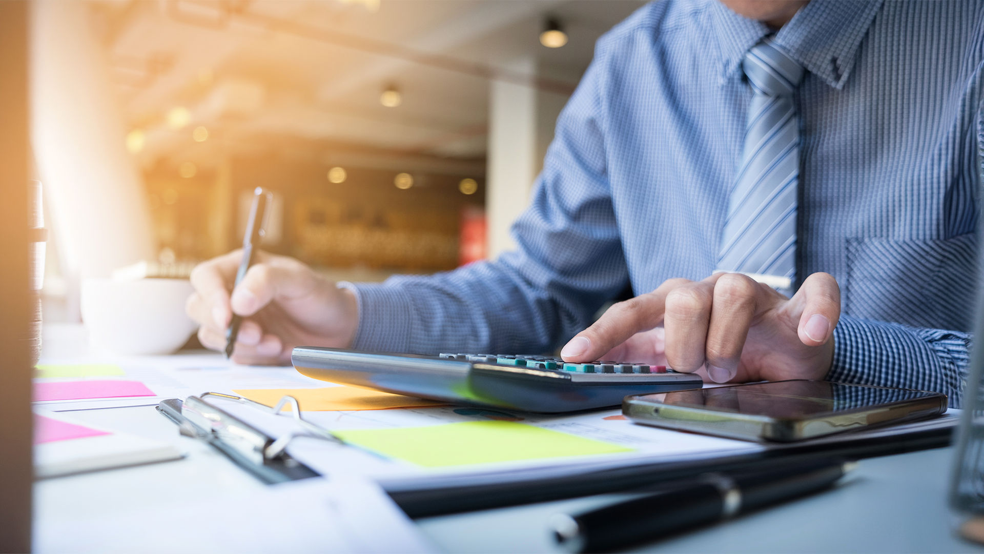 do i have to pay taxes in spain?
